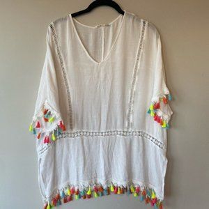 Altar’d state oversized coverup top